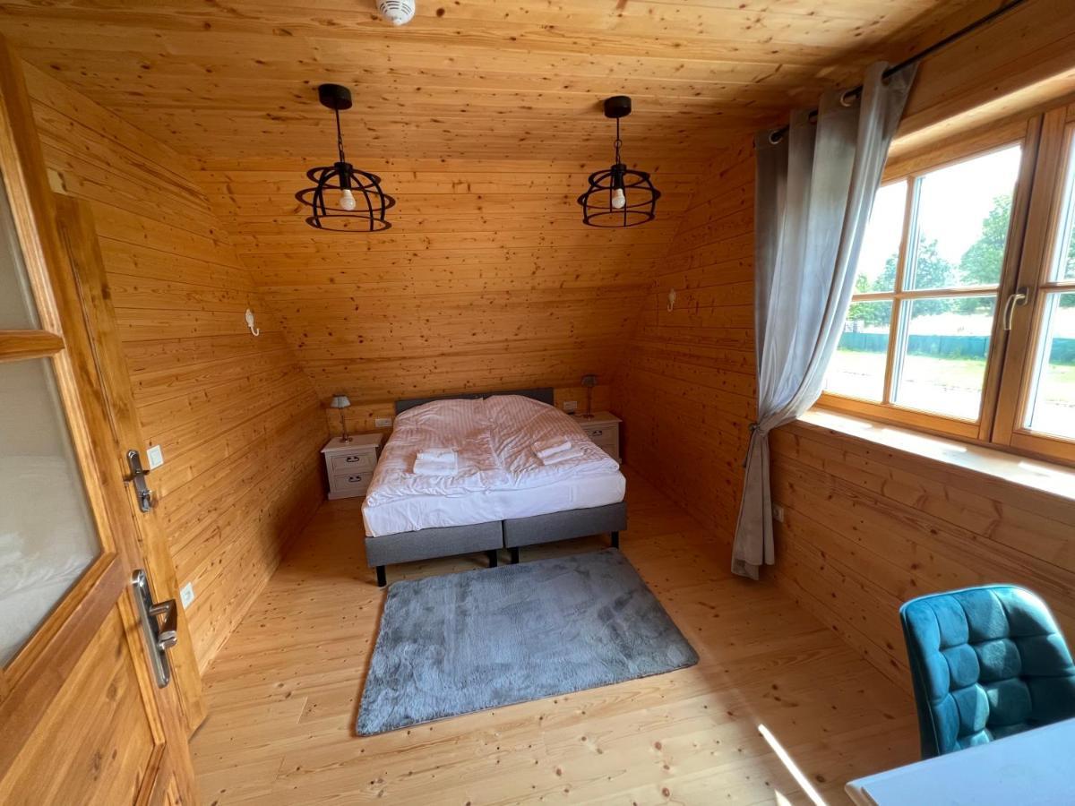 Wolimierz 80 Villa Екстериор снимка